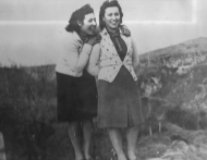 Sonia+ Laura Bosari 1945